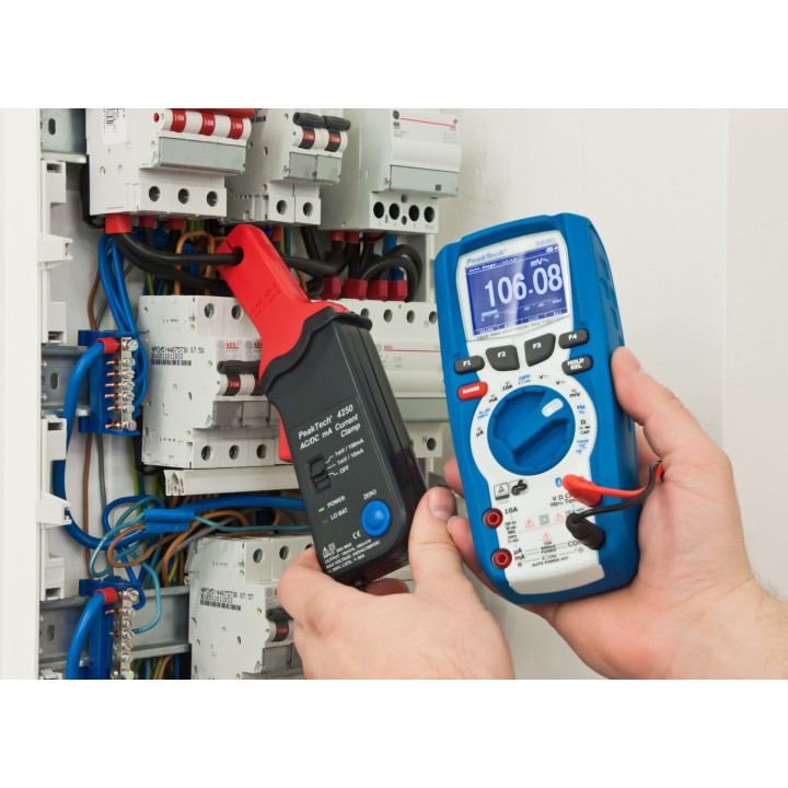 Exemple d'utilisation de l'adaptateur pince ampèremétrique PeakTech 4250