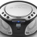 SCD-550SI Portable FM Radio CD/MP3/USB/Bluetooth® lecteur avec éclairage LED Argent - 2 SCD-550SI Portable FM Radio CD/MP3/USB/Bluetooth® lecteur avec éclairage LED Argent - 2