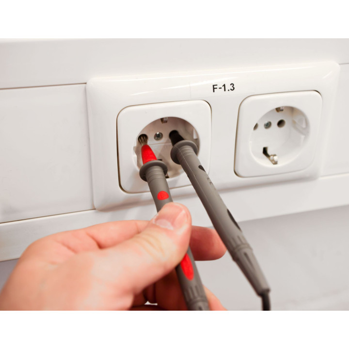 Exemple d'utilisation des cordons de mesure avec pointes de touche 4 mm