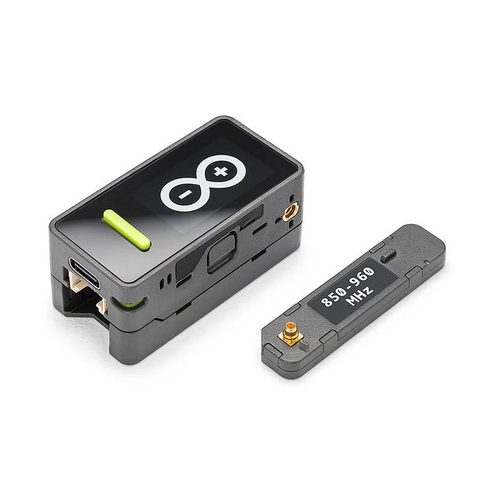 Module Arduino Nesso N1 et son antenne
