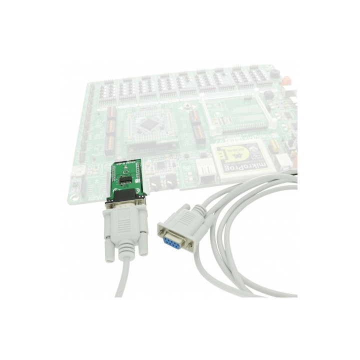 Exemple d'utilisation de l'interface RS232 2 click MAX3237E