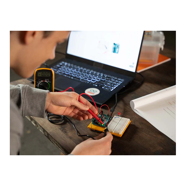 Utilisation du Starter Kit Etudiant AKX00025