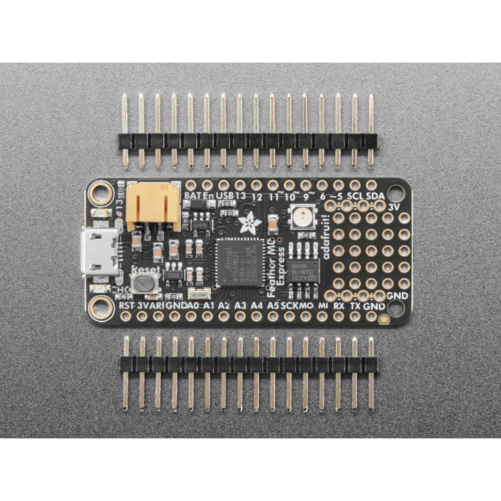 Vue du module Feather M0 Express ADA3403 et de ses connecteurs