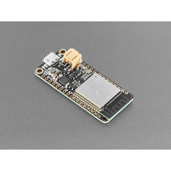 Vue de côté du module Feather HUZZAH32 – ESP32