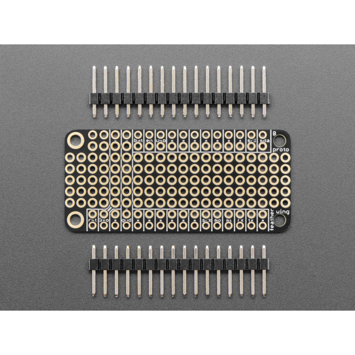 La platine FeatherWing Proto - 2884 et ses connecteurs