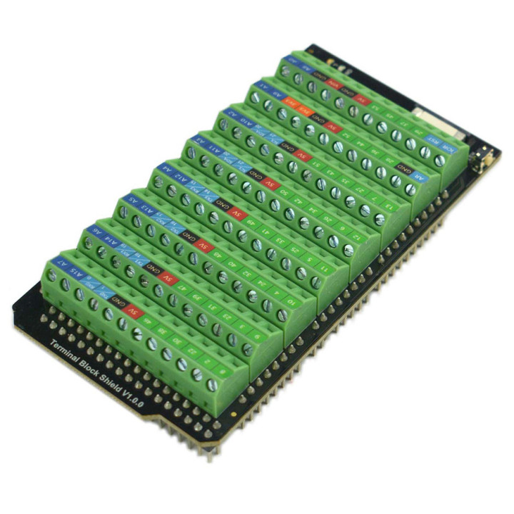 Gros plan de la carte Shield borniers à vis pour Arduino Mega