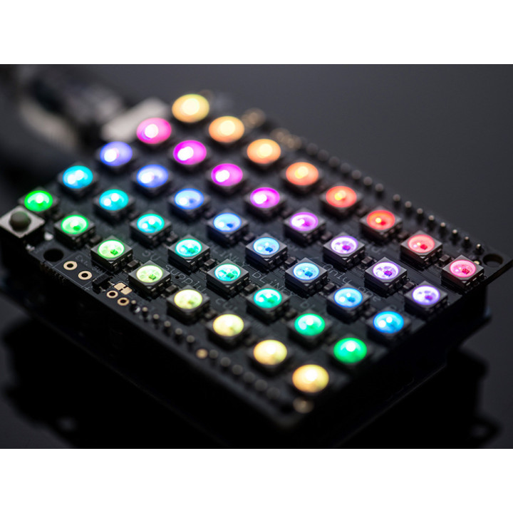 La carte Shield matrice à leds NeoPixels® pour Arduino®