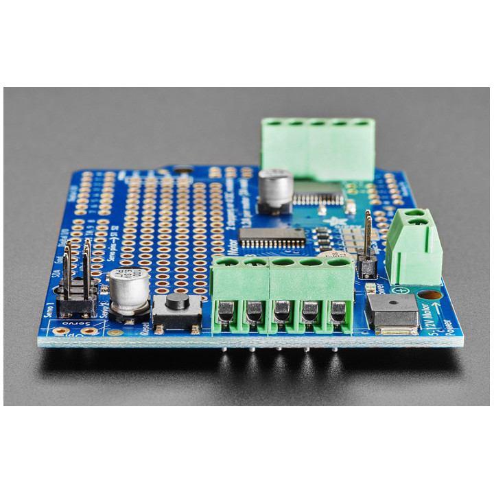 Vue sur les connecteurs du Shield moteurs 4 x 1,2 A ADA1438