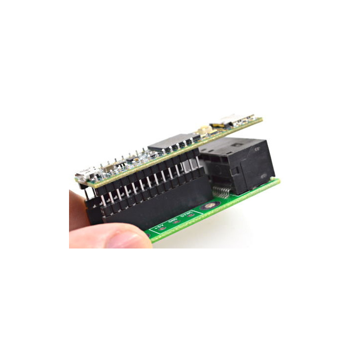 Vue de côté de la platine OctoWS2811 Adaptor équpée d'un module Teensy (non livré)