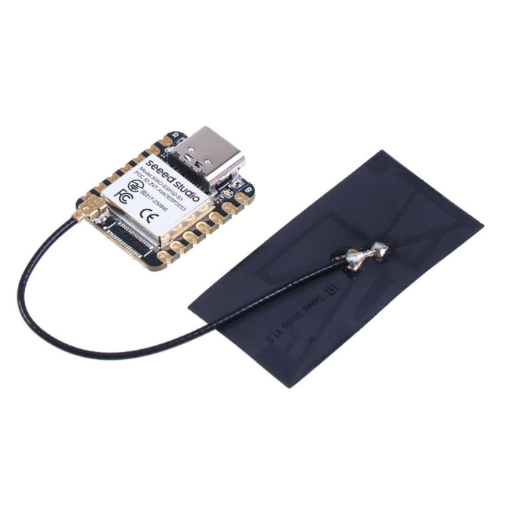 La carte Seeed Studio 113991114 XIAO ESP32S3 et son antenne