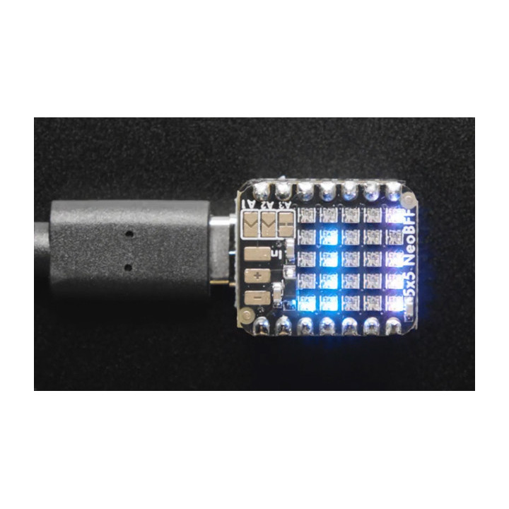 Exemple d'utilisation de la matrice à leds 5 x 5 Adafruit 5646 NeoPixel pour XIAO