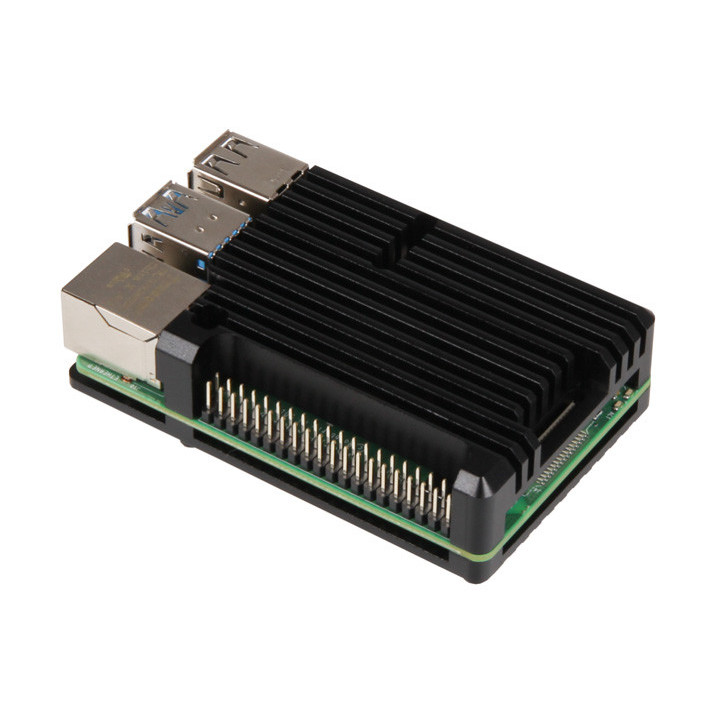 Boîtier dissipateur passif équipant une carte Raspberry Pi 4