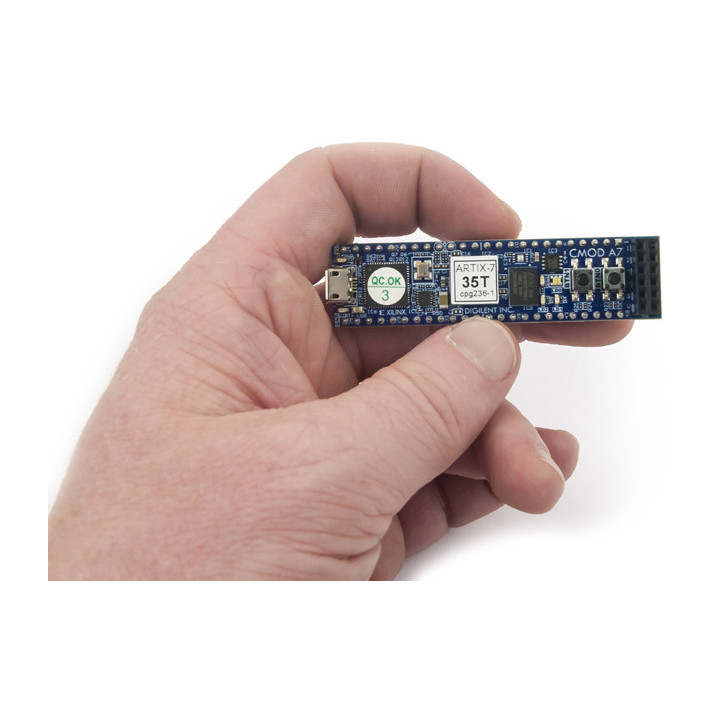 Le module de développement FPGA Digilent Cmod A7-35T