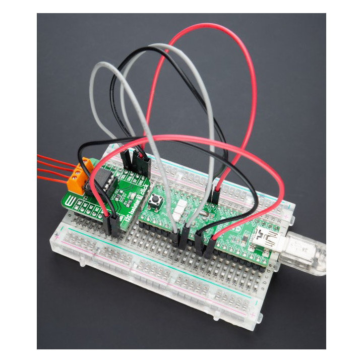Exemple d'utilisation du module Isolateur de bus I2C Isolator 3 Click sur une breadboard