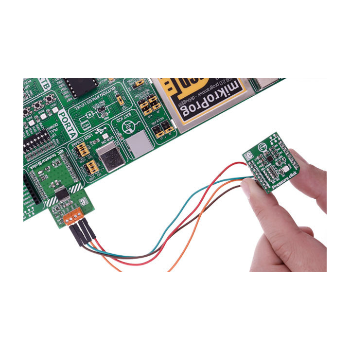 Exemple d'utilisation du module I2C Isolator 2 click Board - MIKROE-2609