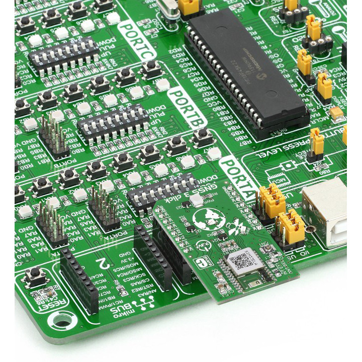 Exemple d'utilisation du module GNSS3 click - SIM33ELA MIKROE-1895