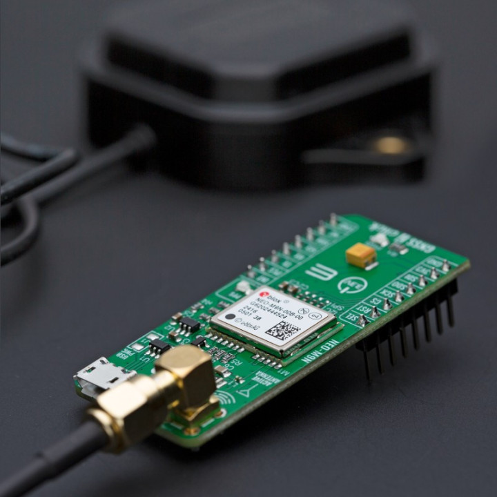 Détail du module GNSS 7 click - u-blox™ NEO-M9N MIKROE-3922