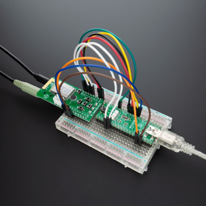 Utilisation sur une breadboard du module BT Audio 2 Click BM62 - MIKROE-4117
