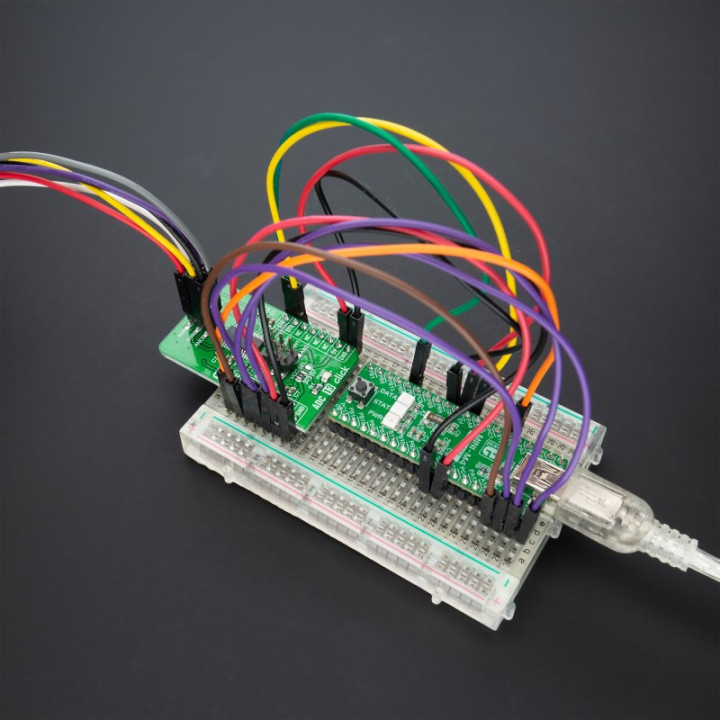Utilisation sur une breaboard du convertisseur ADC 13 click - MIKROE-4743