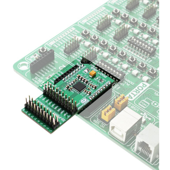Exemple d'utilisation du convertisseur ADC- DAC multi-canaux PIXI™ Click - MIKROE-2817