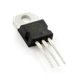 Régulateur 3,3V - 800mA - 7803
