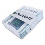 L'Analog Discovery 2 est livré dans une petite boite de protection L'Analog Discovery 2 est livré dans une petite boite de protection