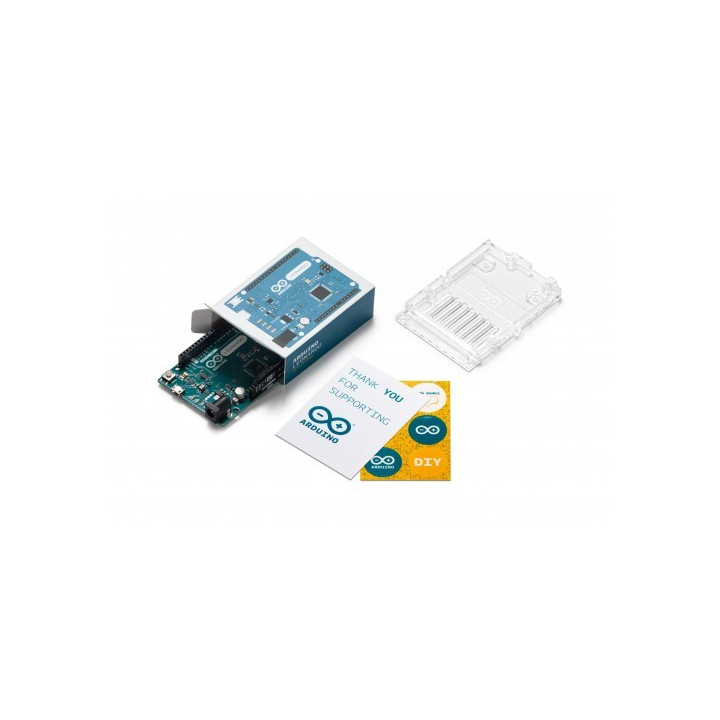 A000057 Platine Arduino Leonardo et son emballage