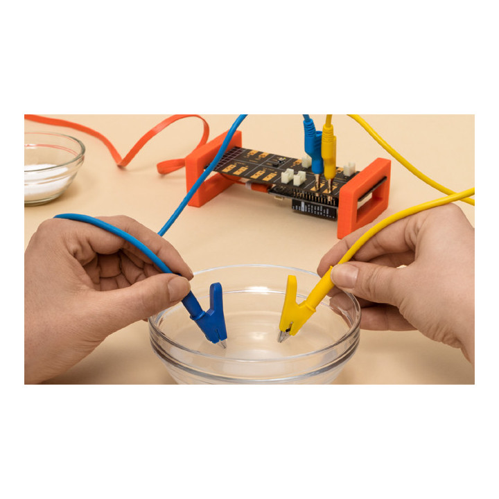 Exemple de réalisation avec le kit Arduino® Science Kit Physics Lab AKX00014