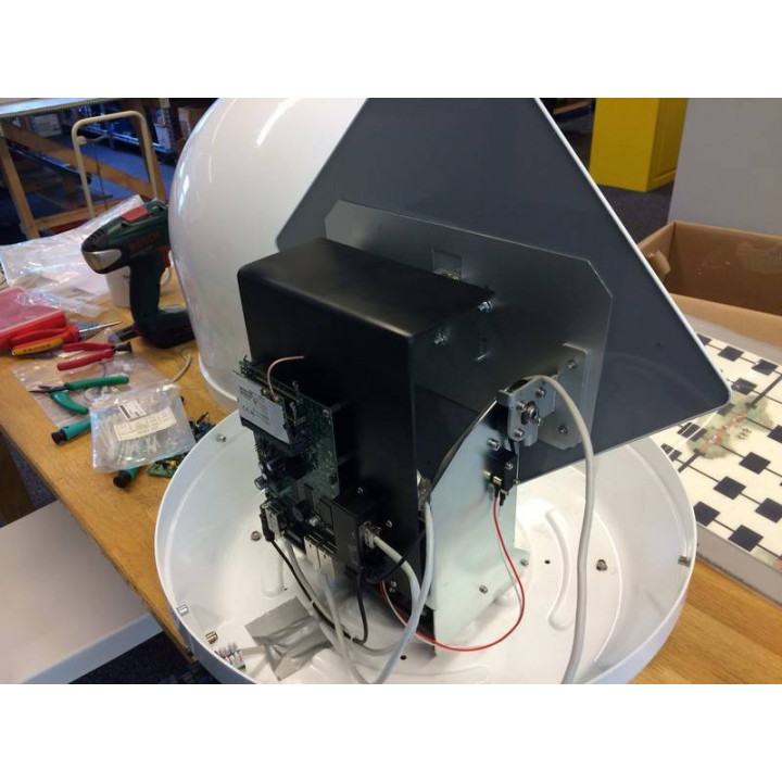 Exemple d'utilisation de la plaque polystyrène noir MakerBeam 100517