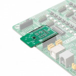 Utilisation sur une carte Mikroelektronika du compteur de pas Pedometer 3 Click MIKROE-3259 Utilisation sur une carte Mikroelektronika du compteur de pas Pedometer 3 Click MIKROE-3259