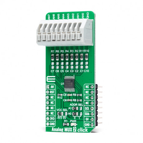 Vue de côté du commutateur analogique Analog MUXC 3 click MIKROE-4580