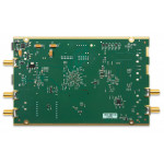 Vue de dessous de la plate-forme radio logiciel Ettus USRP B200 Vue de dessous de la plate-forme radio logiciel Ettus USRP B200