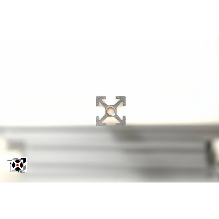 Vue en détail de la coupe d'un profilé du starter kit MakerBeam Regular  aluminium