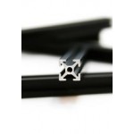 Vue en coupe des profilés MakearBeam aluminium noire 100 mm (16 pcs) Vue en coupe des profilés MakearBeam aluminium noire 100 mm (16 pcs)