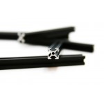 Vue en coupe du profilé MakearBeam aluminium noire 900 mm (1 pc) Vue en coupe du profilé MakearBeam aluminium noire 900 mm (1 pc)