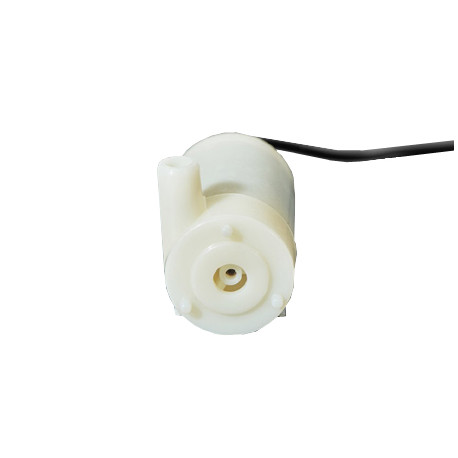 Coté d'aspiration et tube de refoulement de la pompe à eau immergeable 3V Coté d'aspiration et tube de refoulement de la pompe à eau immergeable 3V