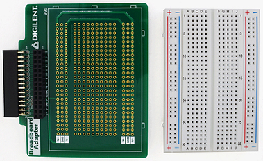 Détail de la platine d'adaptation et de sa breadboard