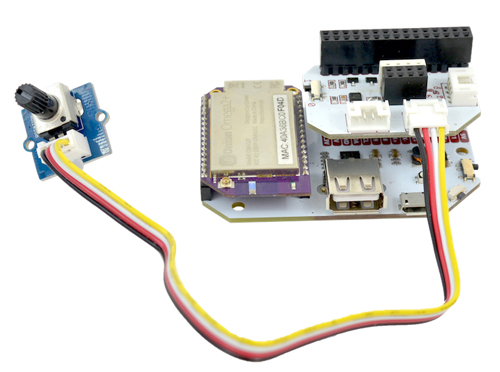 Exemple d'utilisation du module ADC expansion pour Omega2 Onion